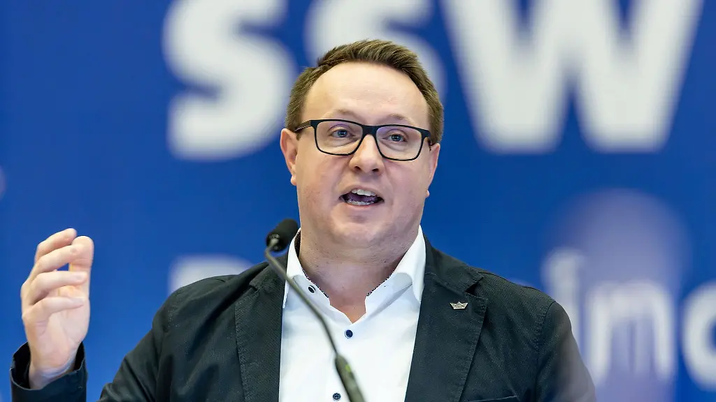 Dirschauer-wurde-vom-Landesvorstand-des-SSW-zum-Spitzenkandidaten-fuer-die-Landtagswahl-2027-nominiert-Archivbild