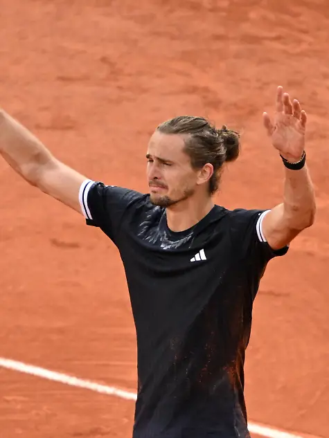 PARIS-FRANCE-JUNE-07-Germany-s-Alexander-Zverev-celebrates-after-defeating-Italy-s-Flavio-Cobolli-to-claim-the-title-during-the-men-s-final-singles-match-on-day-15-of-the-French-Open-tennis-tournament-on-Court-Philippe-Chatrier-at-the-Roland-Garros-Complex-in-Paris-on-June-7-2026