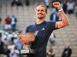 "So verdient": Tennis-Idole feiern Alexander Zverev