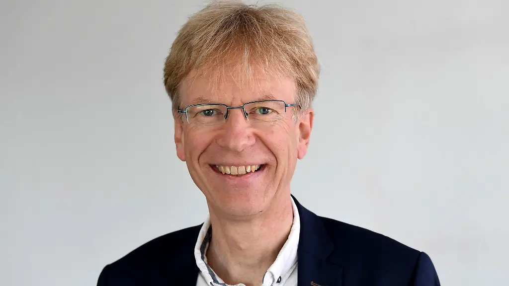 Der-rote-Faden-vieler-aktueller-Debatten-lautet-mehr-Belastung-weniger-Leistung-erklaerte-Andreas-Ellendt-CDU