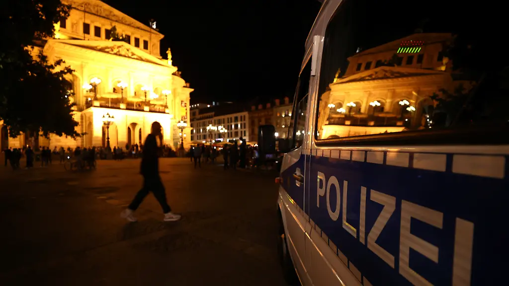 d1148d42376287ba217087d2c2412176