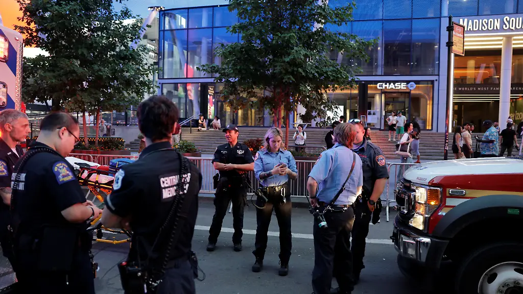 2026-06-08T005127Z_143560816_RC2CPLAY767S_RTRMADP_3_USA-CRIME-NEW-YORK