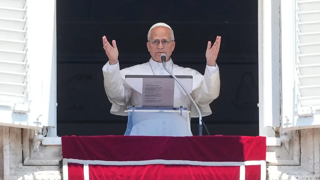 31-05-2026-Vatikan-Vatikanstadt-Papst-Leo-XIV-spricht-das-Angelus-Mittagsgebet-auf-dem-Petersplatz