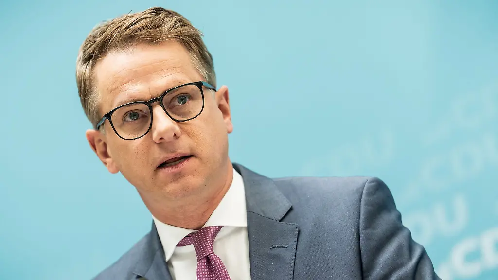 Der-CDU-Generalsekretaer-aeussert-sich-nach-den-Gremiensitzungen-seiner-Partei-zur-Rentenkommission