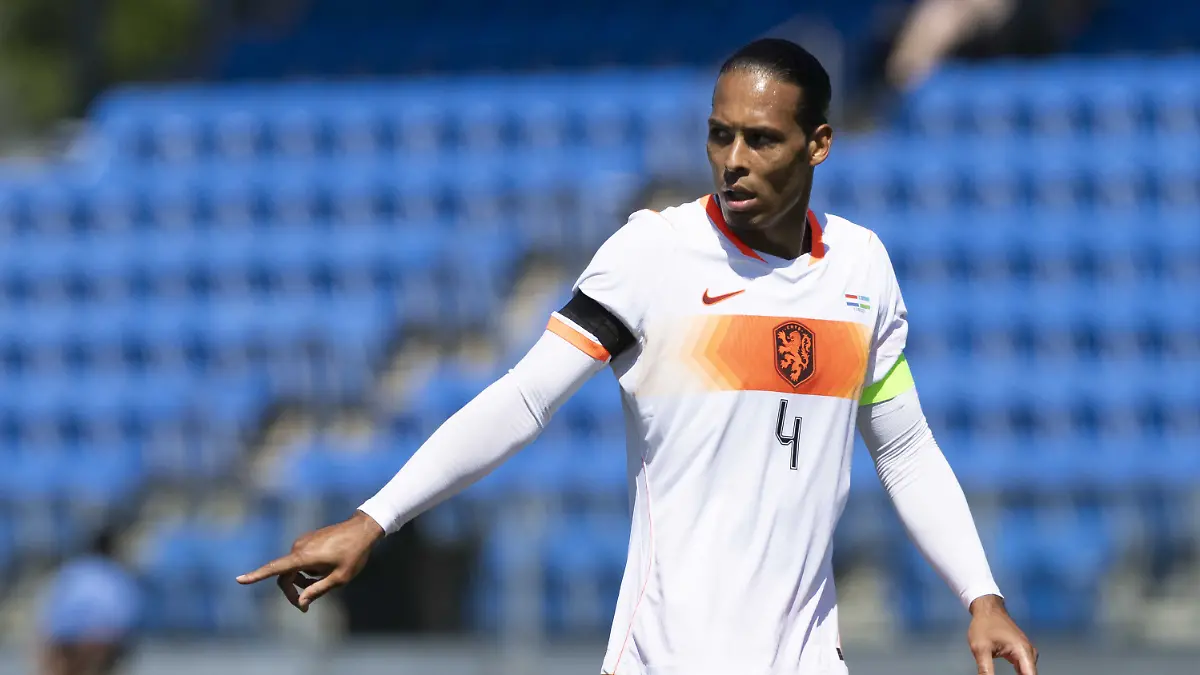 2026-06-08-15-26-01-NEW-YORK-Virgil-van-Dijk-Niederlande-waehrend-des-Freundschaftsspiels-zwischen-den-Niederlanden-und-Usbekistan-am-8-Juni-2026-im-Icahn-Stadium-in-New-York-USA-Die-niederlaendische-Nationalmannschaft-bereitet-sich-auf-die-Weltmeisterschaft-vor
