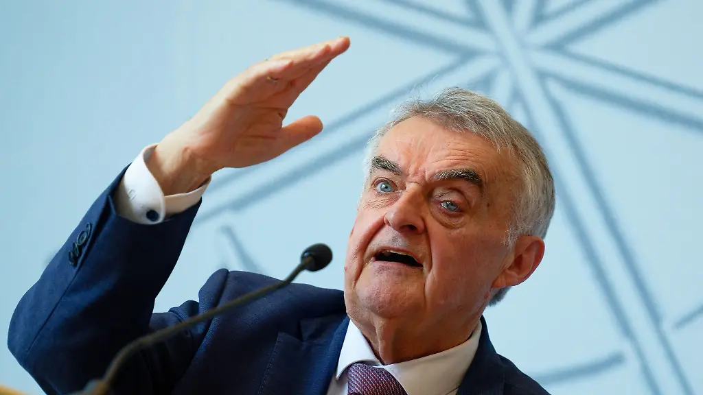 Herbert-Reul-moechte-die-Kontrollen-an-Deutschlands-Grenzen-gern-beibehalten
