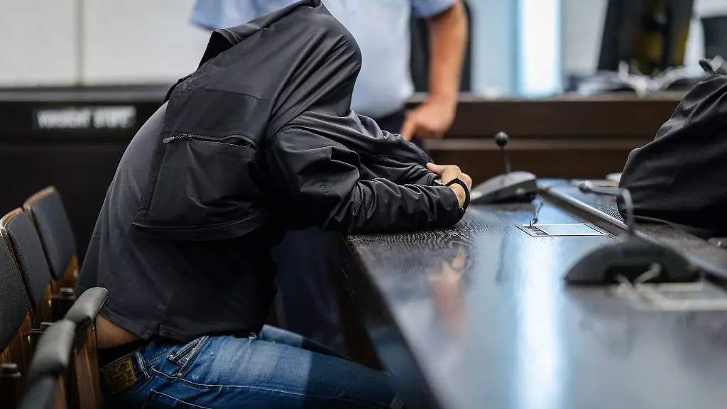 Zu-Beginn-des-Prozesses-sagte-der-Mann-nicht-aus