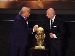 "Dann gibts keine WM": Trump führt FIFA-Boss Infan