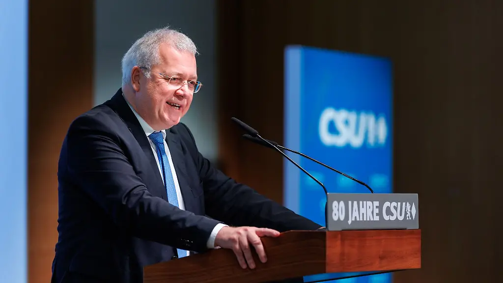 Markus-Ferber-gibt-sein-Amt-als-Vorsitzender-der-Hanns-Seidel-Stiftung-ab