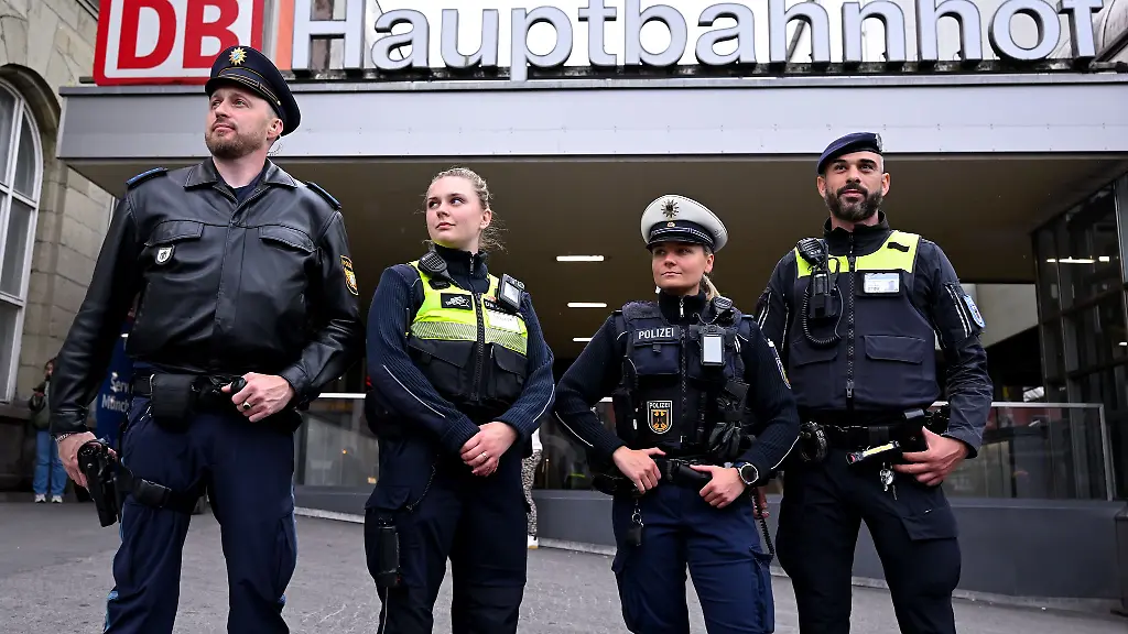 Polizei-Bundespolizei-Deutsche-Bahn-Sicherheit-und-die-U-Bahnwache-wollen-kuenftig-gemeinsam-auf-Streife-gehen