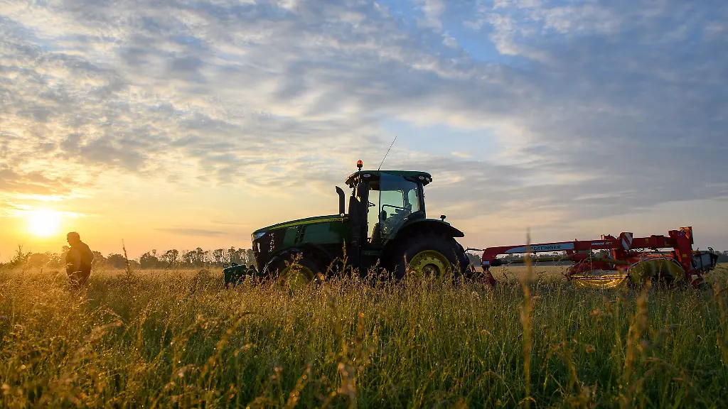 Landwirtschaftliche-Betriebe-sollen-in-Sachsen-Anhalt-bei-finanziellen-Problemen-Unterstuetzung-erhalten
