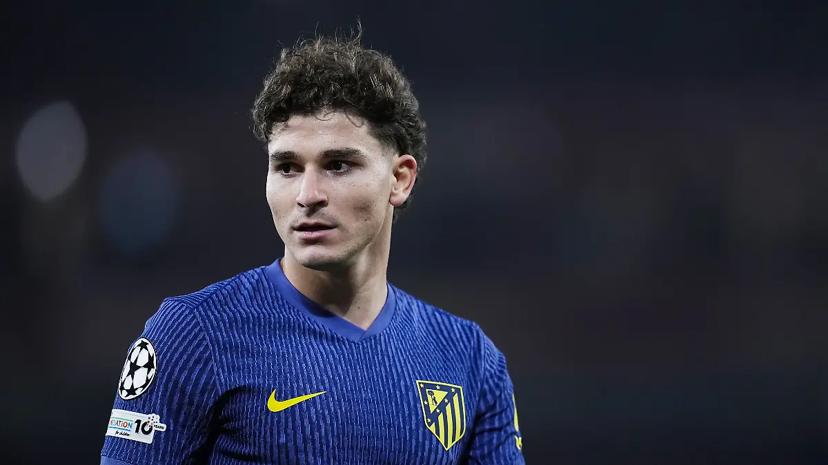 Julian-Alvarez-of-Atletico-de-Madrid-during-the-UEFA-Champions-League-Semi-finals-2nd-Leg-football-match-between-Arsenal-FC-and-Atletico-de-Madrid-on-5-May-2026-at-Emirates-Stadium-in-London-England-Photo-Dennis-Agyeman-Spain-DPPI-DPPI