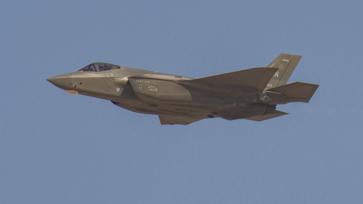 Nach Hubschrauber-Abschuss: "Selbstverteidigung": US-Militär fliegt neue Angriffe gegen den Iran