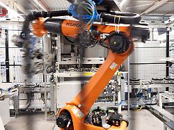 Verbindung mit Münchner Start-up : Mercedes rüstet