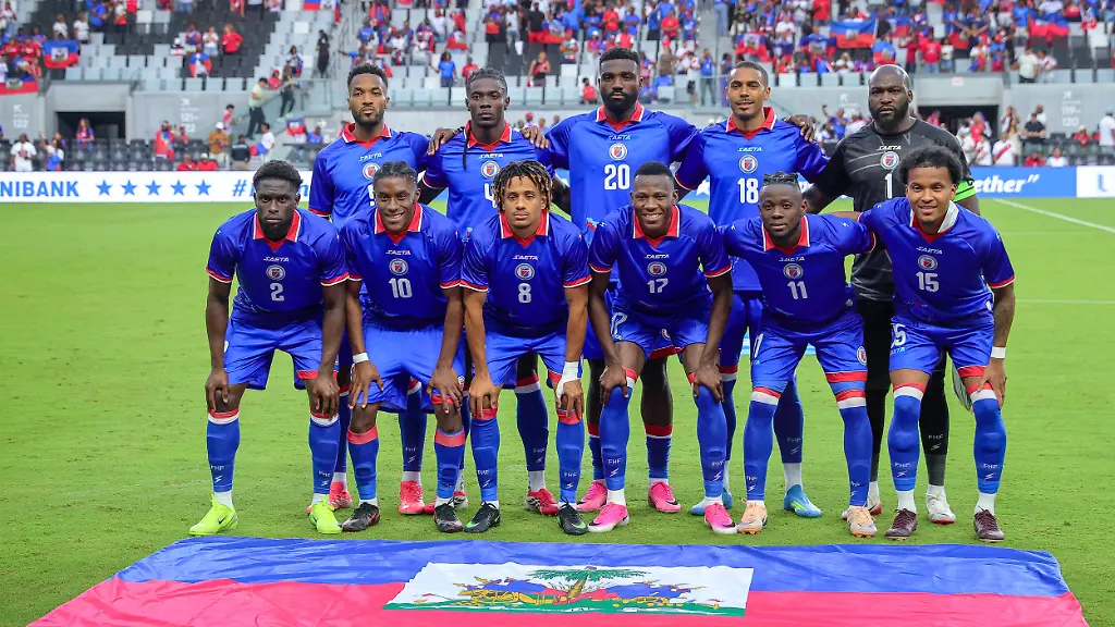 International-soccer-friendly-Haiti-vs-Peru-Haiti-team-poses-before-their-international-soccer-friendly-against-Peru-at-NU-Stadium-in-Miami-Florida-USA-05-June-2026