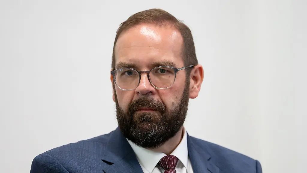 Brandenburgs-Bildungsminister-sorgt-sich-um-die-Stundentafel-an-den-Schulen