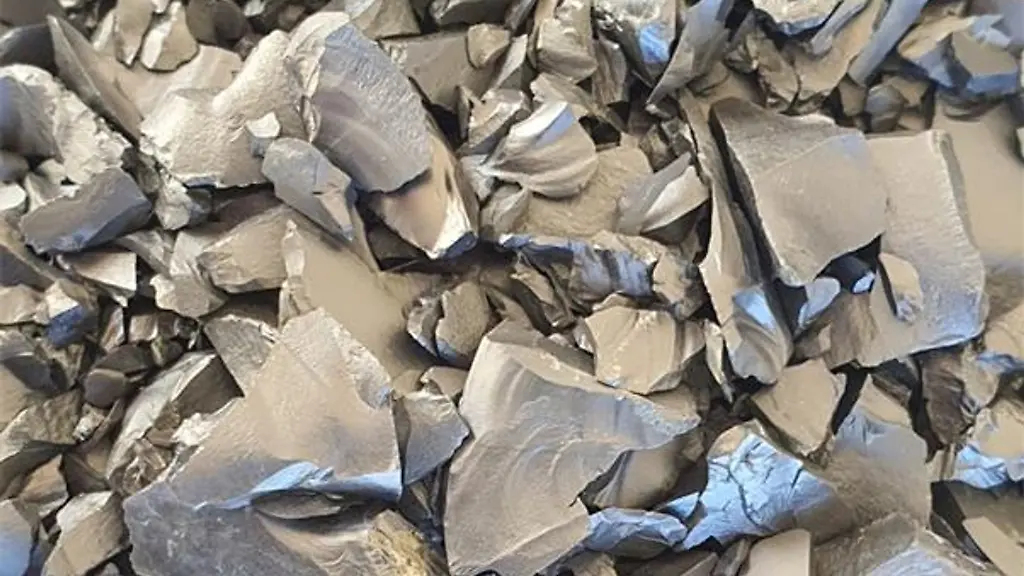 Die-EU-hat-eine-Foerderung-von-66-Millionen-Euro-fuer-den-Ausbau-der-Produktion-von-Halbleitermaterialien-in-Bitterfeld-Wolfen-genehmigt