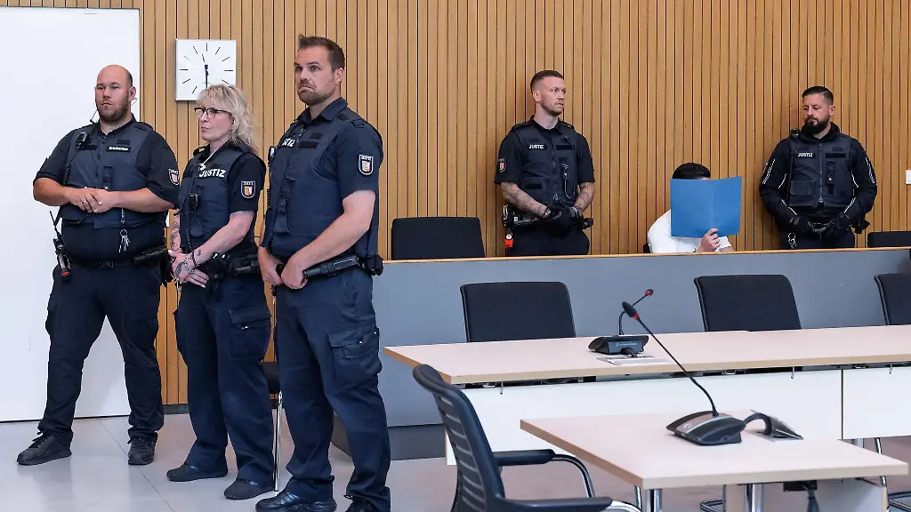 Die-Kammer-sah-den-Tatbestand-des-Totschlags-als-erwiesen-an
