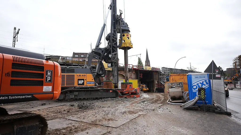 Die-Sternbruecke-in-Hamburg-Altona-wird-erneuert