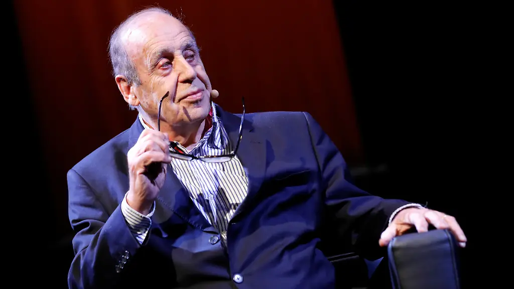 Jean-Ziegler-bei-der-lit-Cologne-2017-Veranstaltung-Jean-Ziegler-balanciert-auf-dem-schmalen-Grat-der-Hoffnung-im-Schauspiel-Koeln-im-Depot-1-Koeln-17-03