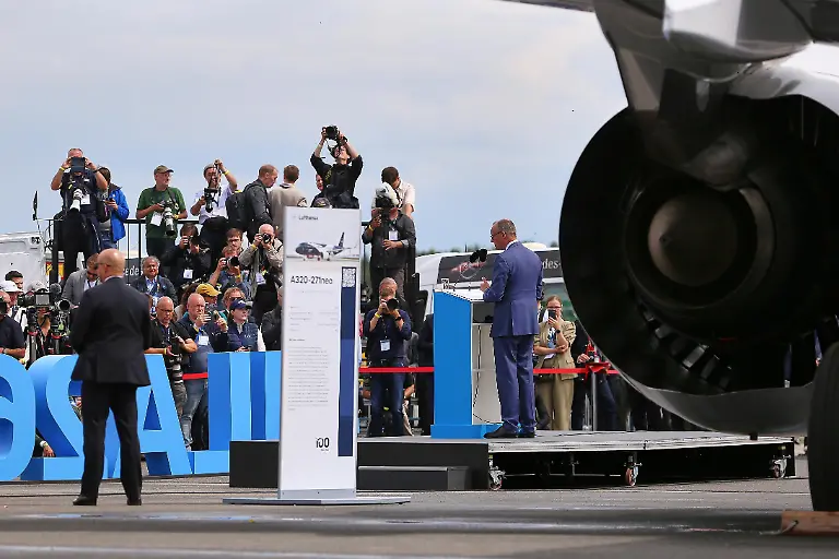 Schoenefeld-Brandenburg-Deutschland-ExpoCenter-Airport-Internationale-Luft-und-Raumfahrtausstellung-Berlin-ILA-Bundeskanzler-Friedrich-Merz-CDU-haelt-eine-Rede