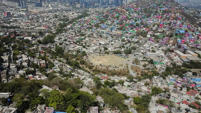A-drone-picture-of-Los-Pinos-football-pitch-in-the-Cerro-de-la-Campana-in-Monterrey-Mexico-March-29-2026-REUTERS-Raquel-Cunha-SEARCH-CUNHA-MEXICO-SOCCER-FOR-THIS-STORY-SEARCH-WIDER-IMAGE-FOR-ALL-STORIES
