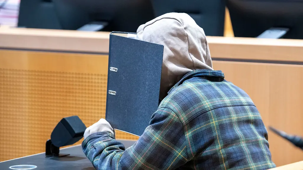In-dem-langwierigen-Verfahren-hat-der-Angeklagtes-meist-geschwiegen