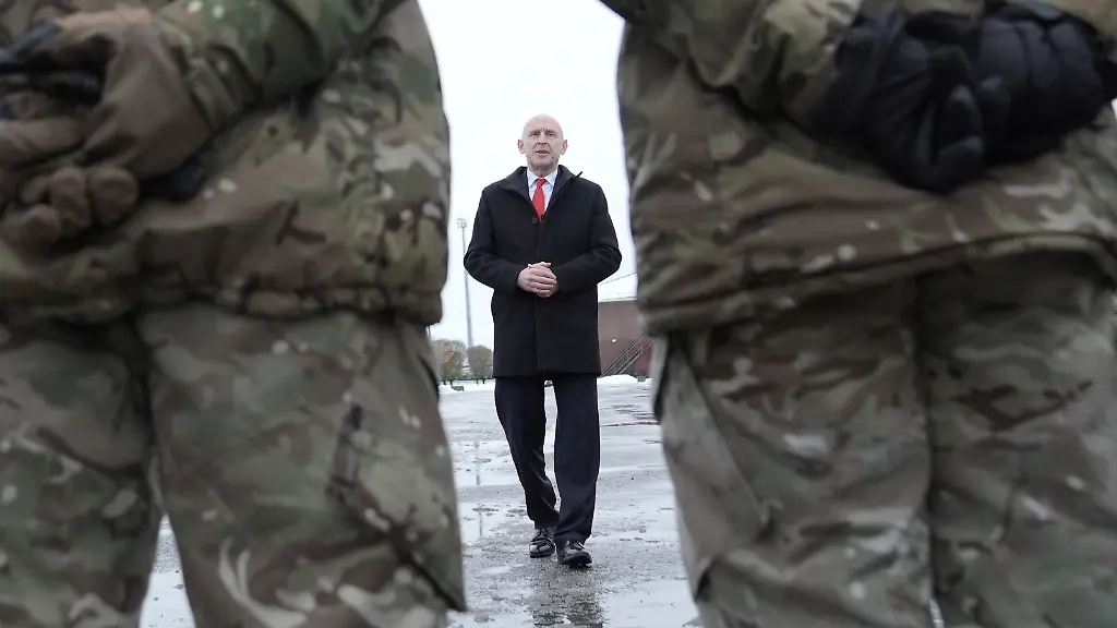 Defence-Secretary-John-Healey-meets-British-personnel-at-the-Tapa-military-base-in-Estonia-where-some-900-British-troops-are-deployed-this-Christmas-defending-Nato-s-eastern-flank-December-19-2024
