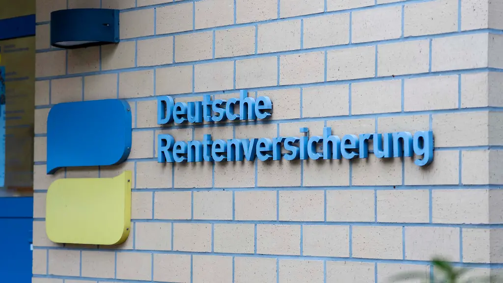 Gummersbach-Nordrhein-Westfalen-Das-Logo-der-Deutsche-Rentenversicherung-an-einem-Gebaeude-in-Gummersbach-Aufnahme-vom-05-02-2026