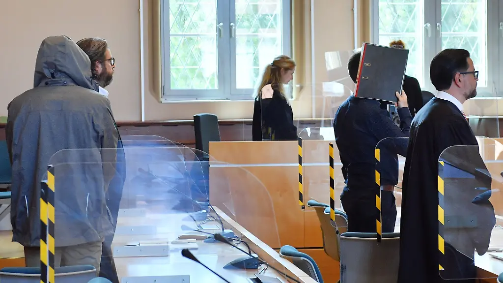 fe3780698c6d0cfabb1daee73abd0dc2