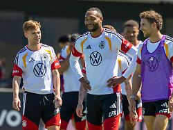 Zwei Tage vor Start: DFB-Team verhandelt noch über