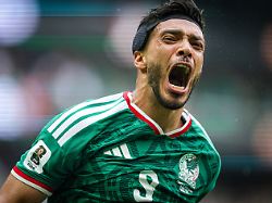 Erlösung nach Lebensgefahr: Raul Jimenez' berühren