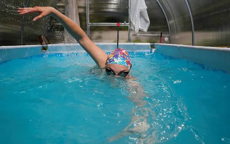 2020-05-28T000000Z-1515409035-RC2SXG9I1XEG-RTRMADP-3-HEALTH-CORONAVIRUS-RUSSIA-SPORTS