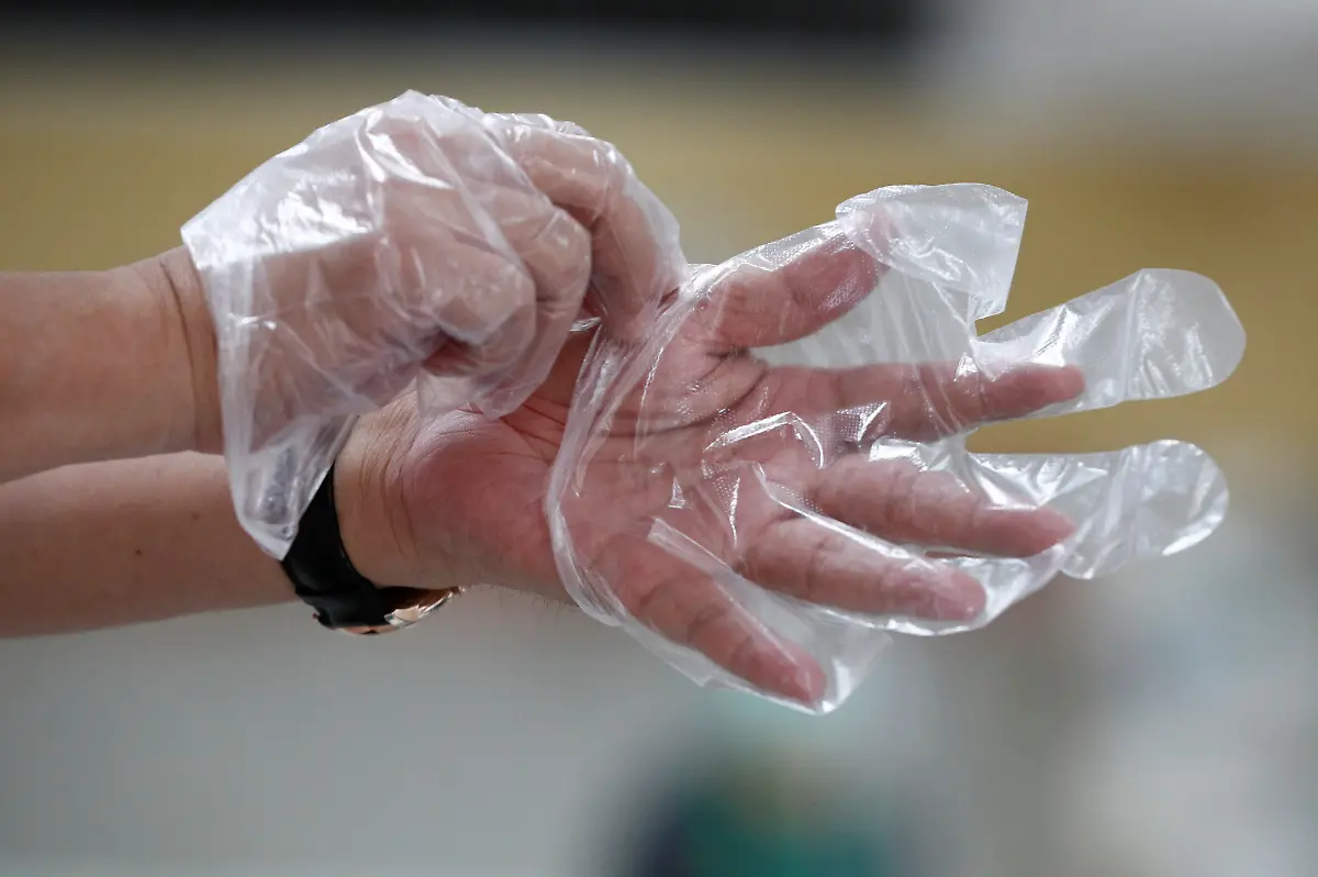 2020-07-10T002730Z-448706353-RC20QH965FOW-RTRMADP-3-SINGAPORE-ELECTION