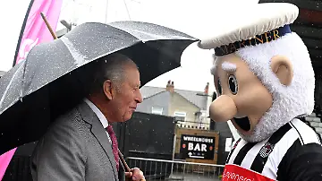 600304160