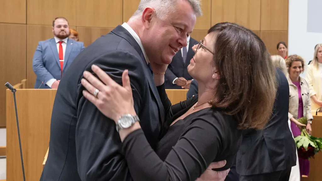Gordon-und-Diane-Schnieder-haben-am-Sonntag-Hochzeitstag