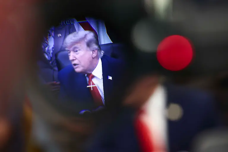 US-President-Donald-Trump-responds-to-a-question-from-the-news-media-after-signing-a-proclamation-about-restoring-commercial-fishing-access-to-areas-of-the-Pacific-in-the-Oval-Office-of-the-White-House-in-Washington-DC-USA-11-June-2026
