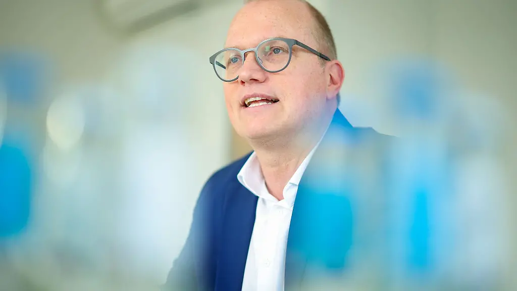 Mit-Jochen-Ott-als-Spitzenkandidat-will-die-NRW-SPD-wieder-Waehlerstimmen-gewinnen