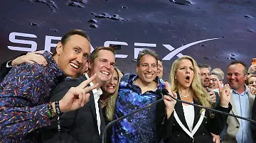 2026-06-12T143635Z_1669265714_RC2DSLALDIVW_RTRMADP_3_SPACEX-IPO