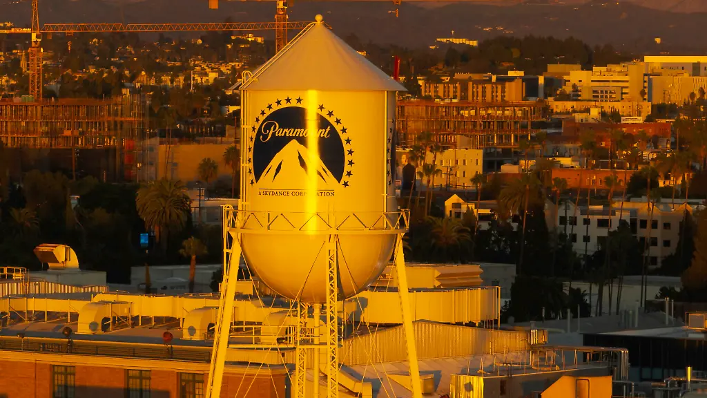 Hollywood-movie-studios-battle-to-buy-each-other-Paramount-studios-water-tower-12-9-2025-Los-Angeles-CA