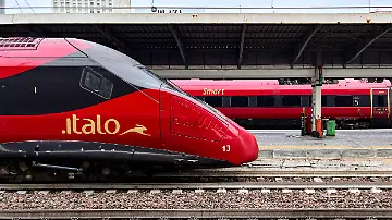 559608890