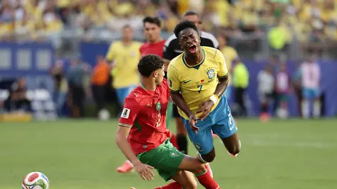 Traf-sehenswert-musste-aber-auch-einstecken-Brasiliens-Vinicius-Junior-r