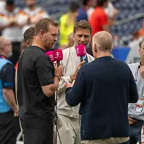 Fussball-Herren-FIFA-World-Cup-2026-in-Mexiko-Kanada-und-USA-Spiel-in-Houston-Gruppe-E-1-Spieltag-Deutschland-Curacao-v-l-Trainer-Julian-Nagelsmann-Deutschland-TV-Experte-Juergen-Klopp-MagentaTV-Moderator-Johannes-B-Kerner-MagentaTV-14-06