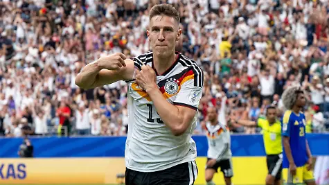 Fussball-Herren-FIFA-World-Cup-2026-in-Mexiko-Kanada-und-USA-Spiel-in-Houston-Gruppe-E-1-Spieltag-Deutschland-Curacao-Nico-Schlotterbeck-Deutschland-Jubel-nach-Tor-zum-2-1-14-06