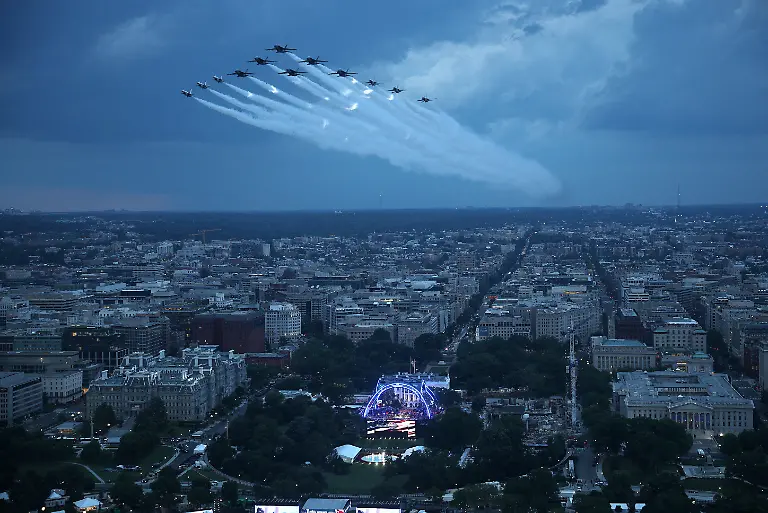 President-Trump-Hosts-UFC-Freedom-250-Fight-Topuria-v-Gaethje-At-The-White-House-WASHINGTON-DC-JUNE-14-U-S-Air-Force-Thunderbirds-and-the-U-S-Navy-Blue-Angels-perform-a-flyover-during-the-National-Anthem-at-UFC-Freedom-250-on-the-South-Lawn-of-the-White-House-on-June-14-2026-in-Washington-DC-President-Trump-is-hosting-a-series-of-Ultimate-Fighting-Championship-matches-on-his-80th-birthday-which-the-White-House-is-calling-a-once-in-a-generation-celebration-of-the-American-fighting-spirit