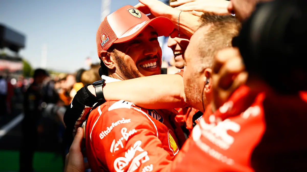 44-Lewis-Hamilton-Of-The-Team-Scuderia-Ferrari-Hp-Ferrari-Sf-25-In-Celebrating-The-Final-Podium-During-Fia-Formula-One-World-Championship-WM-Weltmeisterschaft-GP-di-F1-di-Barcellona-Catalogna-2026-14-Jun-Barcellona-Spain-Photo-by-Luca-Barsali-DeFodi-Images-44-Lewis-Hamilton-Of-The-Team-Scuderia-Ferrari-Hp-Ferrari-Sf-25-In-Celebrating-The-Final-Podium-During-Fia-Formula-One-World-Championship-GP-di-F1-di-Barcellona-Catalogna-2026-14-Jun-Barcellona-Spain-Photo-by-Luca-Barsali-DeFodi-Images