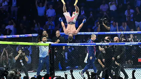 776510421-America-s-Justin-Gaethje-celebrates-after-defeating-Georgia-s-Ilia-Topuria-during-UFC-Freedom-250-mixed-martial-arts-event-on-the-South-Lawn-of-the-White-House-in-Washington-DC-in-the-early-morning-hours-of-June-15-2026