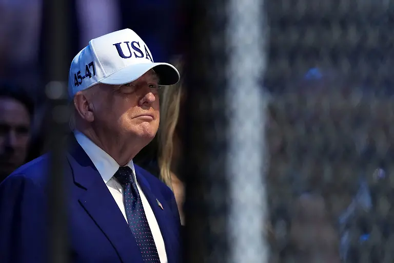 President-Donald-Trump-watches-at-the-conclusion-of-UFC-Freedom-250-on-the-South-Lawn-of-the-White-House-Monday-June-15-2026-in-Washington