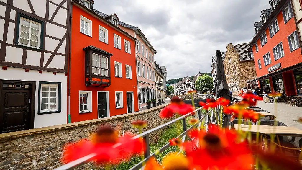 In-den-kommenden-Tagen-steigen-die-Temperaturen-in-NRW-kontinuierlich-an