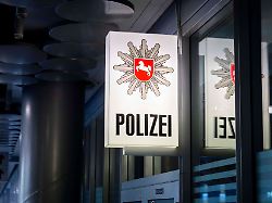 "Vorwürfe beschädigen Vertrauen": Fünf Polizisten in Hannover vorläufig suspendiert